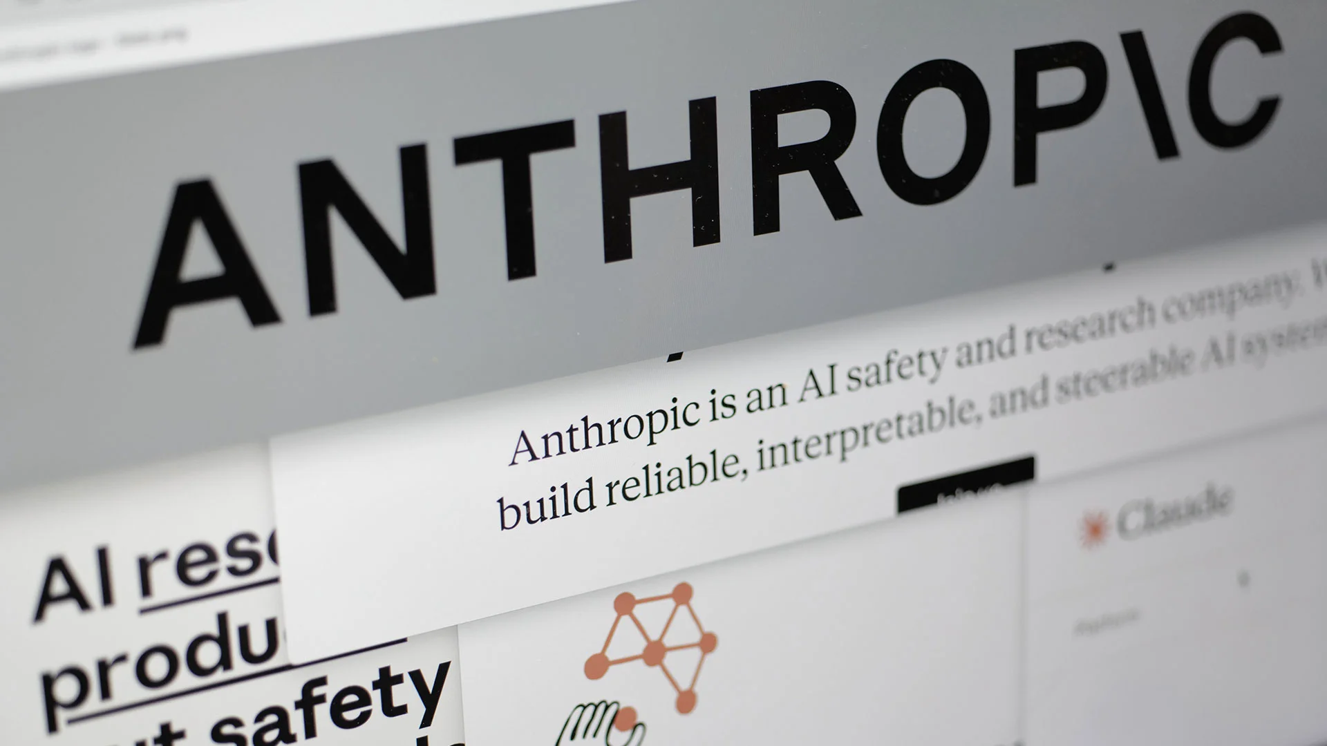 AnthropicのClaudeが“本番前”に3社へ侵入していた話が示す、AIセキュリティの不気味さ