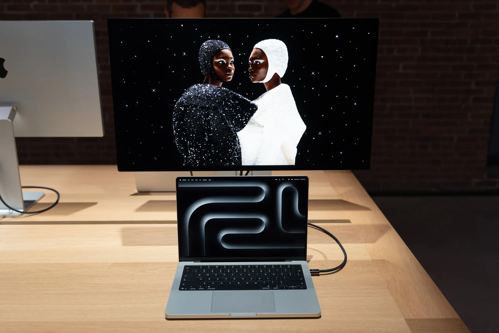 Apple、M6の上位版を飛ばしてM7へ。Macのチップ戦略がかなり面白いことになってきた